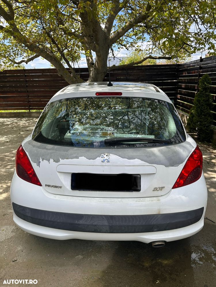 Peugeot 207 1.6HDI Premium - 4