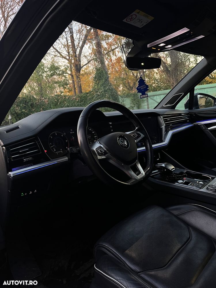 Volkswagen Touareg V6 TDI R-Style - 7