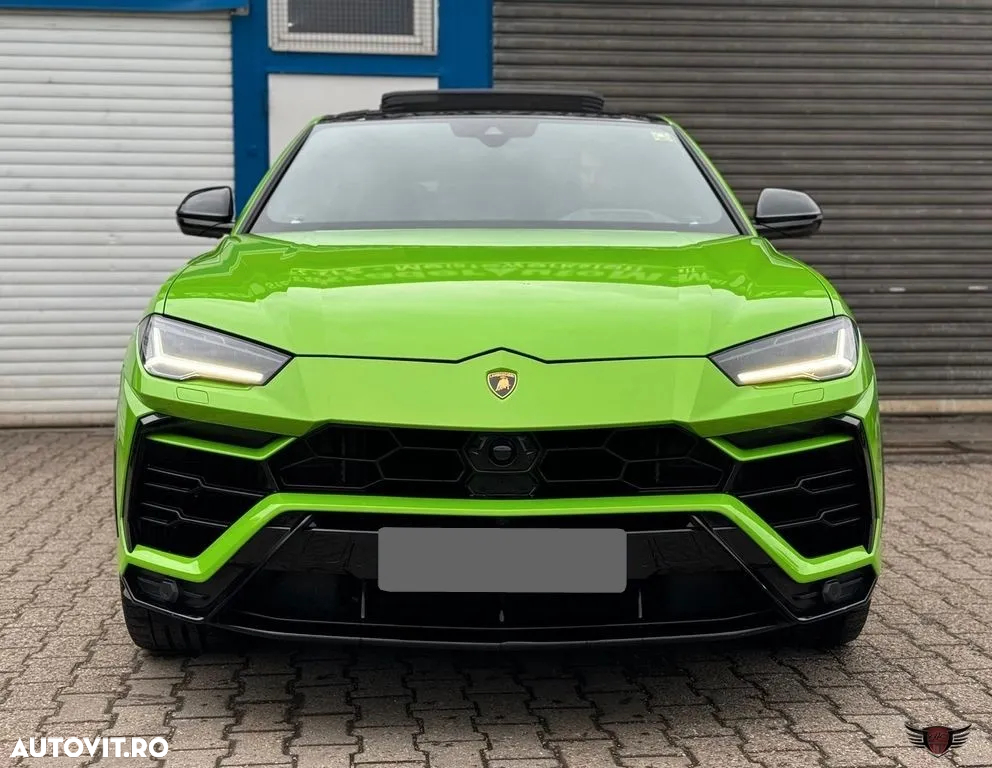 Lamborghini URUS Standard - 2