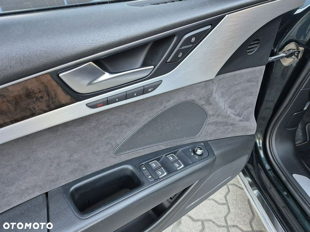 Audi A8 4.2 TDI DPF quattro tiptronic - 14