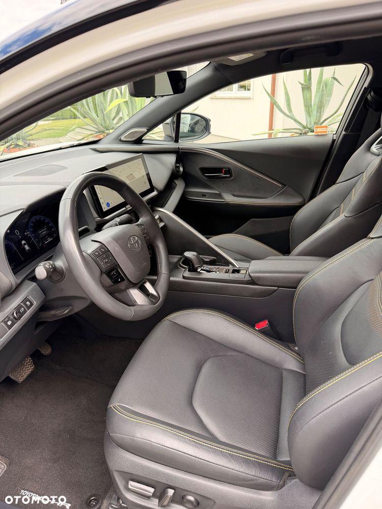 Toyota C-HR 2.0 Hybrid Dynamic Force Executive - 16