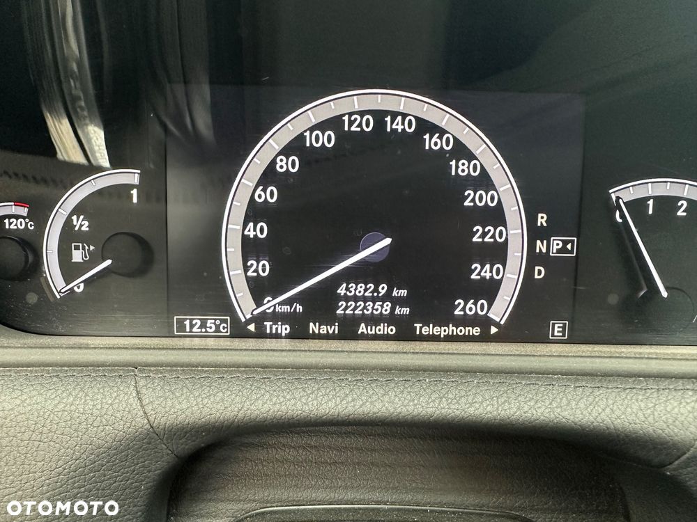 Mercedes-Benz CL 500 4Matic (BlueEFFICIENCY) 7G-TRONIC - 10