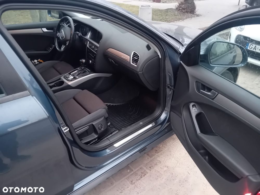 Audi A4 Allroad 2.0 TDI Quattro S tronic - 24