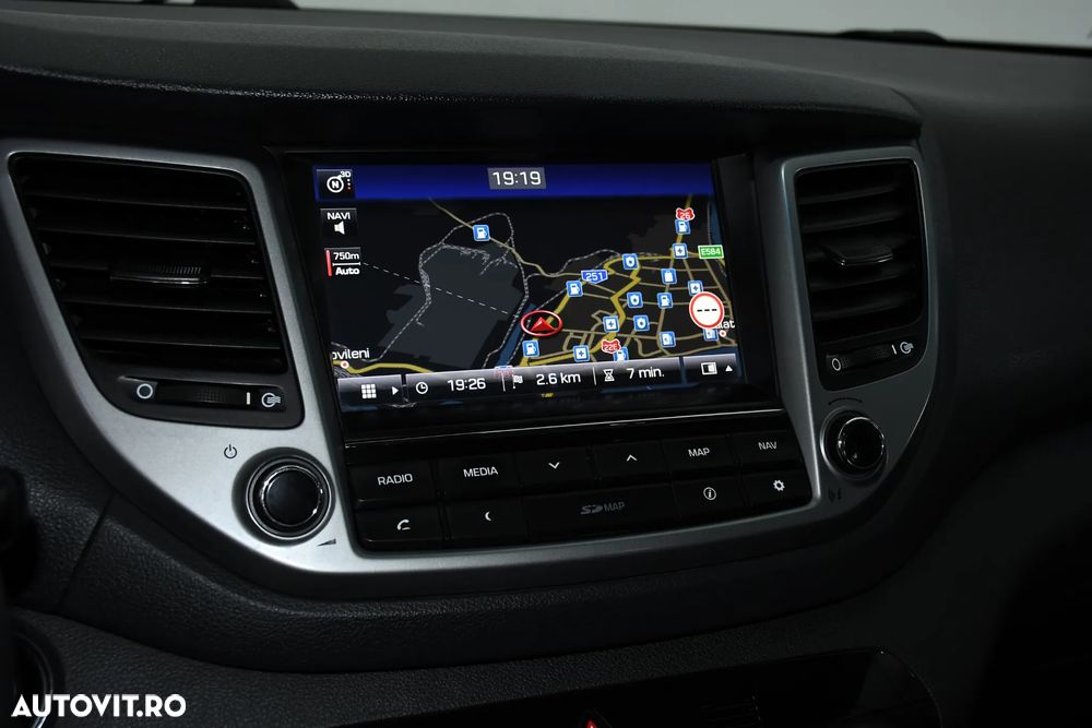 Hyundai Tucson 2.0 CRDI 2WD Style - 18