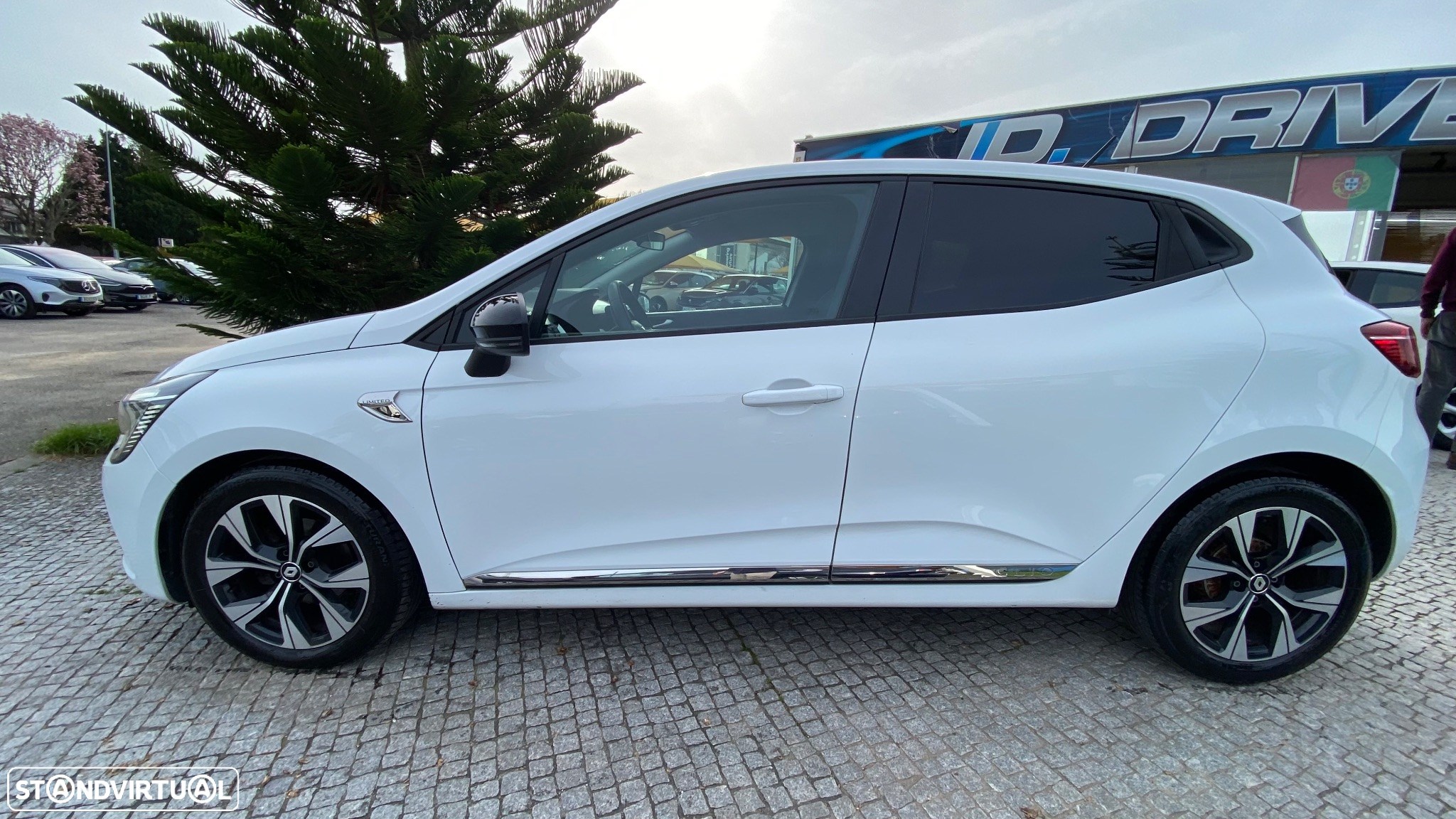 Renault Clio 1.0 TCe Limited Bi-Fuel - 15