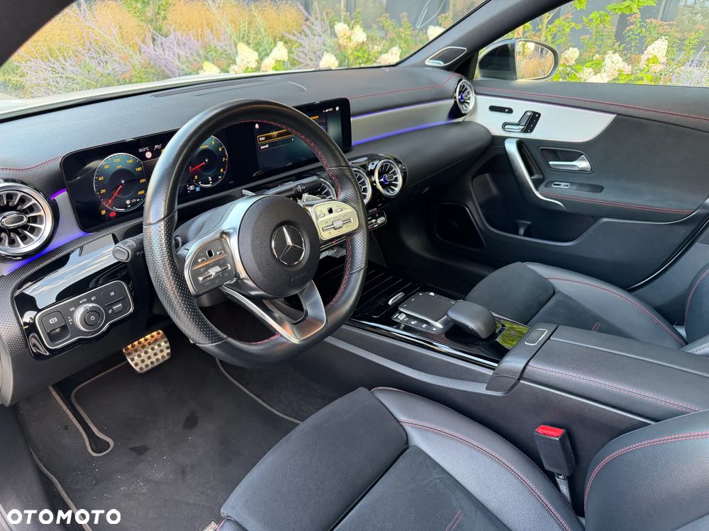 Mercedes-Benz CLA 200 AMG Line 7G-DCT - 21