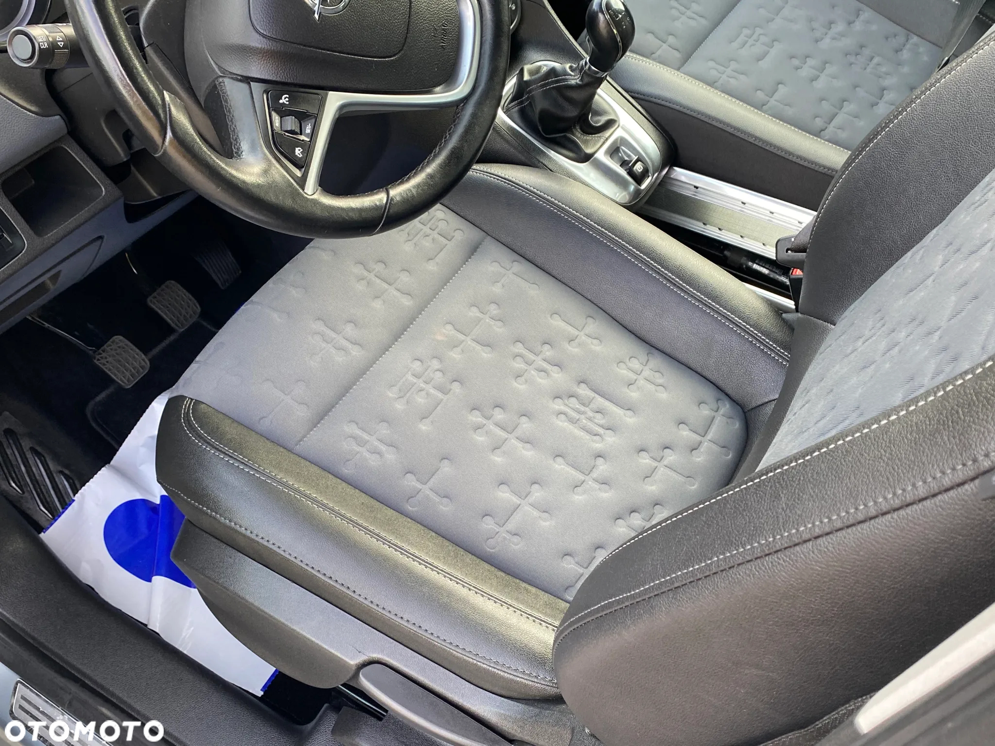 Opel Meriva - 22