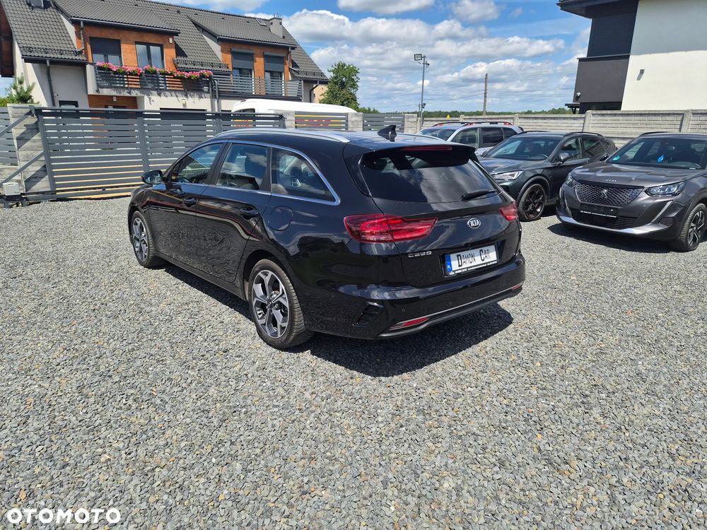 Kia Ceed 1.5 T-GDI DCT7 OPF Platinum Edition - 7