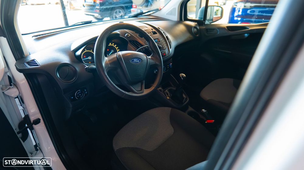 Ford Tourneo Courier 1.5 TDCi Ambiente - 9