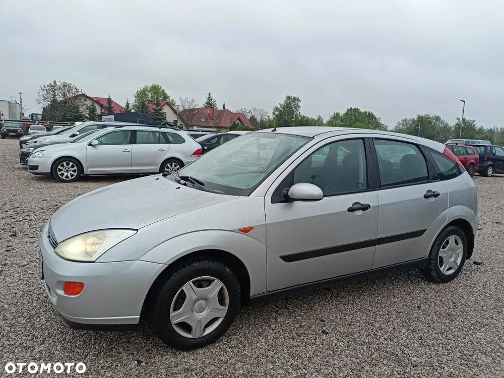 Ford Focus - 1