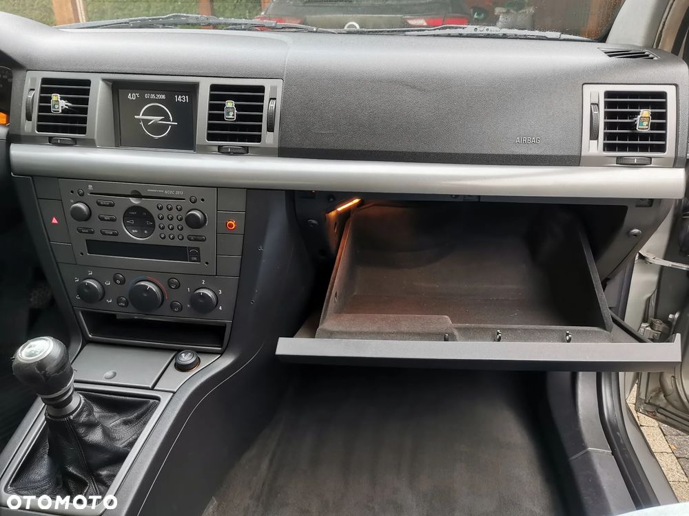 Opel Vectra 2.0 DTI Comfort - 16