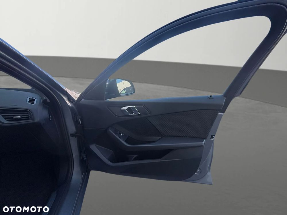 BMW Seria 1 118i Advantage - 19