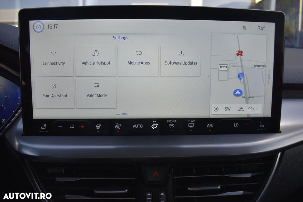 Ford Focus 1.5 EcoBlue 8AT Titanium - 18