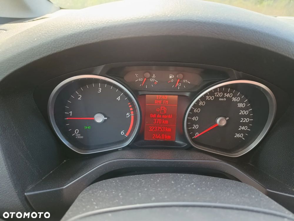 Ford Galaxy 2011 photo 5