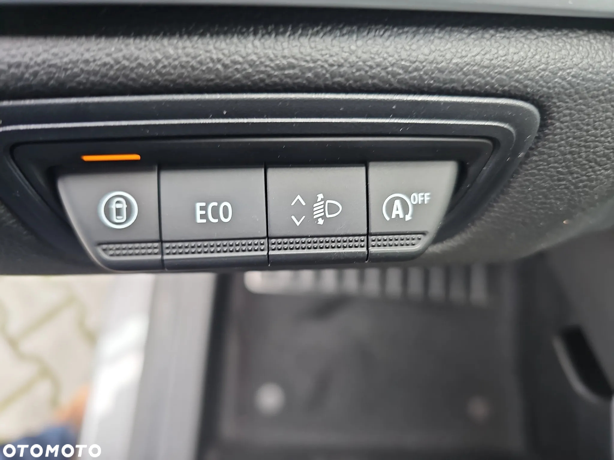 Renault Captur 1.0 TCe Evolution - 14