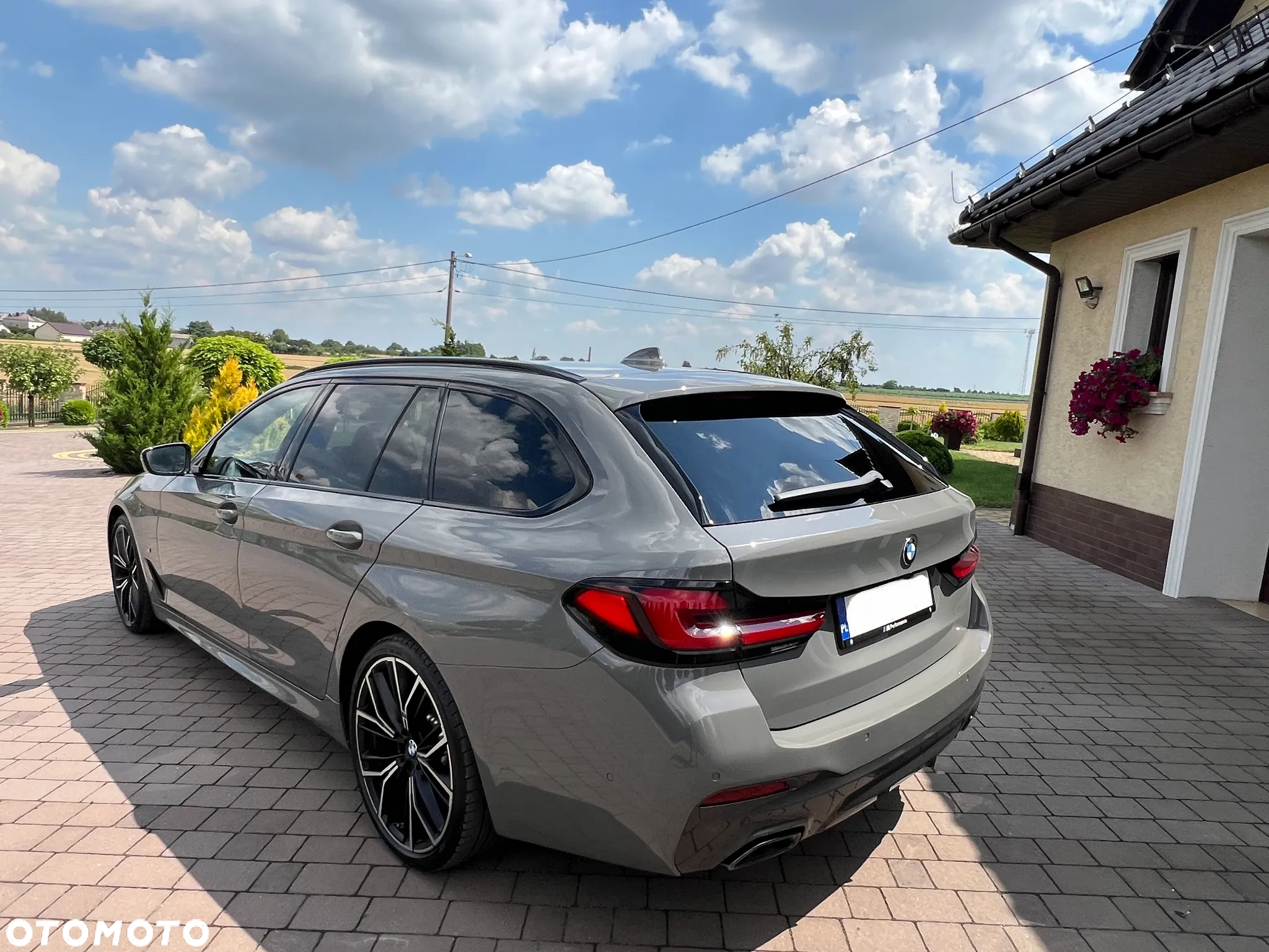 BMW Seria 5 530d Touring M Sport Edition - 4