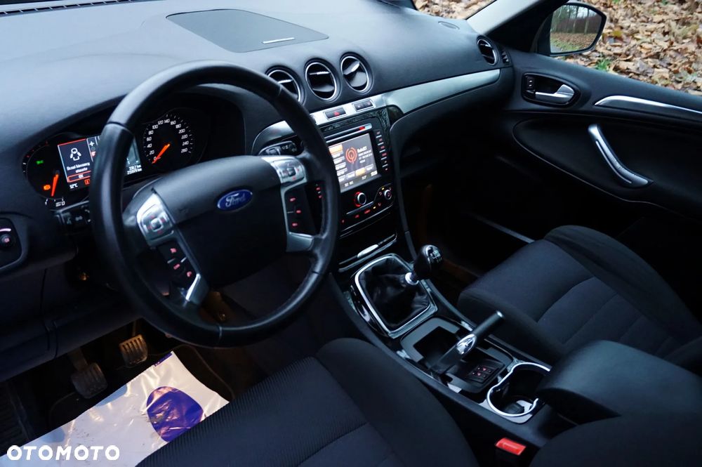 Ford S-Max 2.0 TDCi Titanium - 21