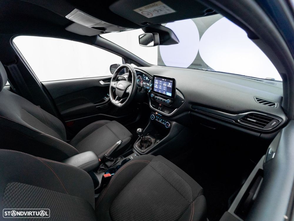 Ford Fiesta 1.0 EcoBoost MHEV ST-Line - 32