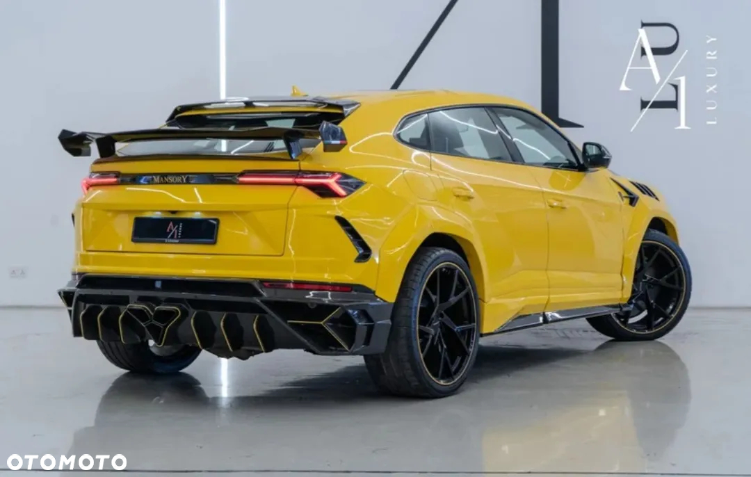 Lamborghini Urus Standard - 33