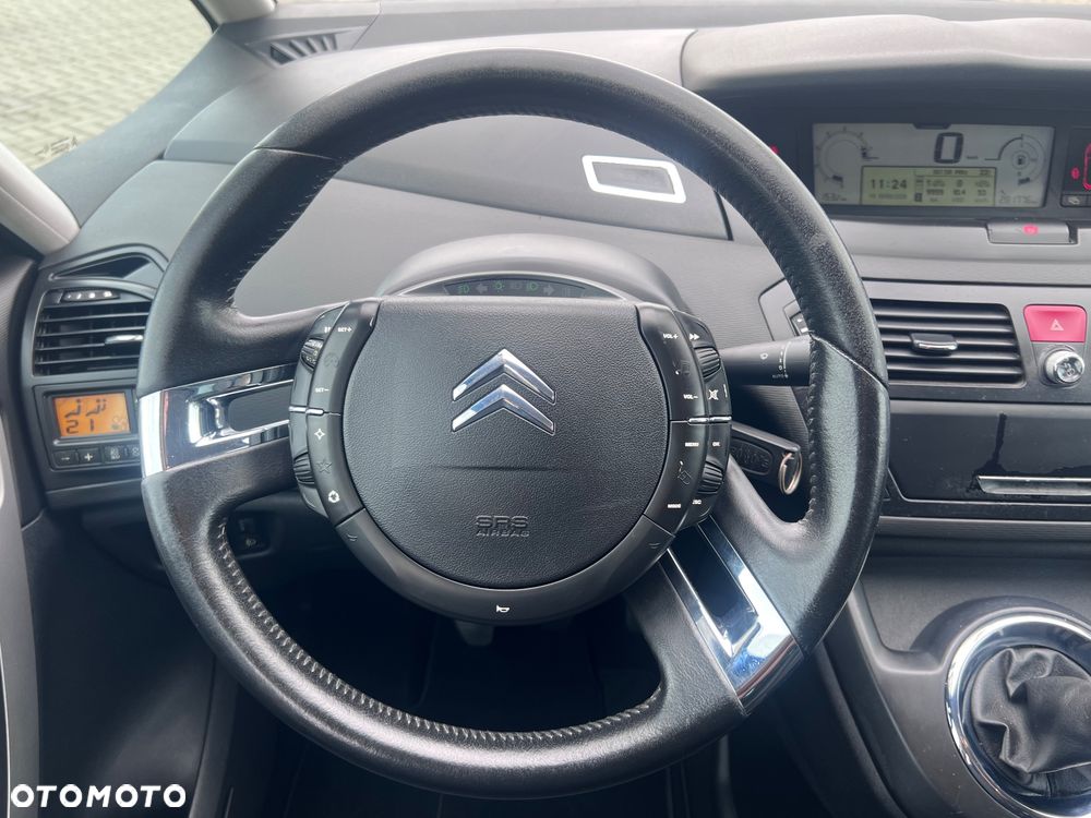 Citroën C4 Picasso 1.8 16V Advance - 25