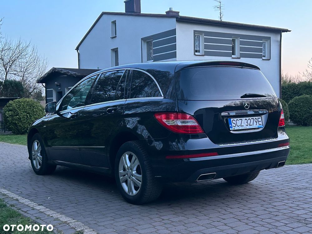 Mercedes-Benz Klasa R - 7