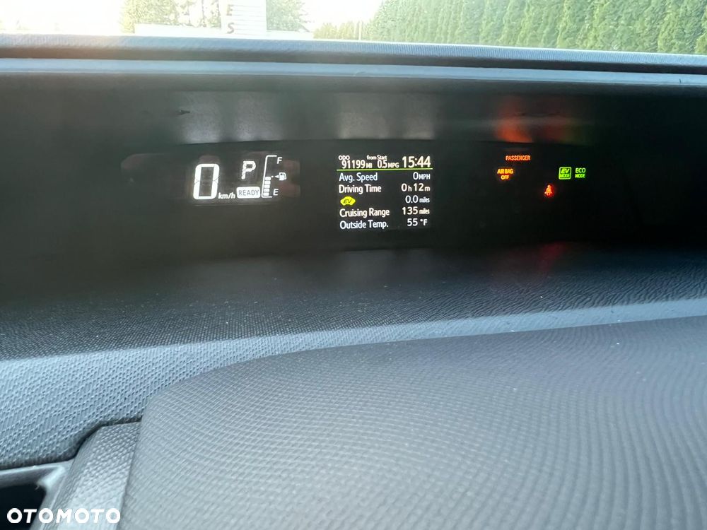 Toyota Prius Hybrid - 9