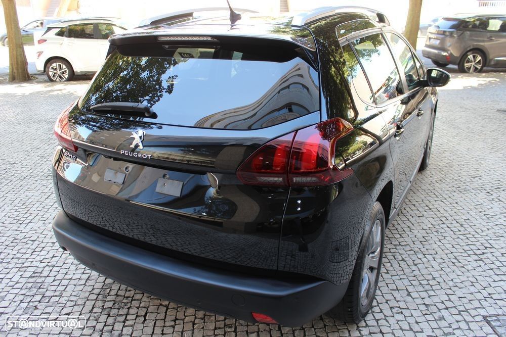 Peugeot 2008 1.2 PureTech Active - 12