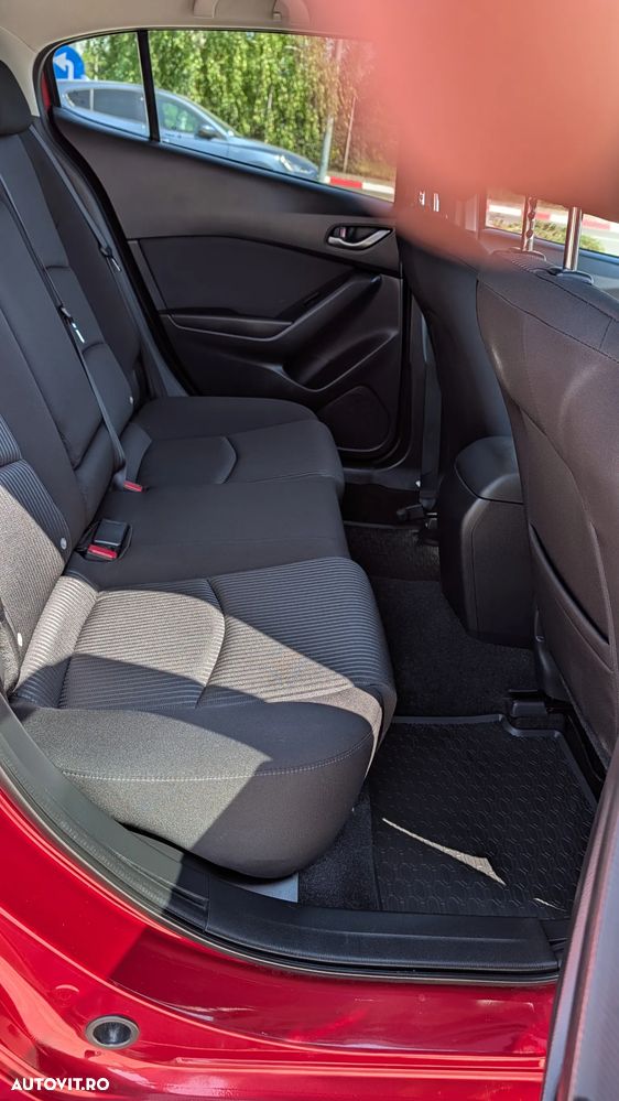 Mazda 3 SKYACTIV-G 120 Urban Limited - 21