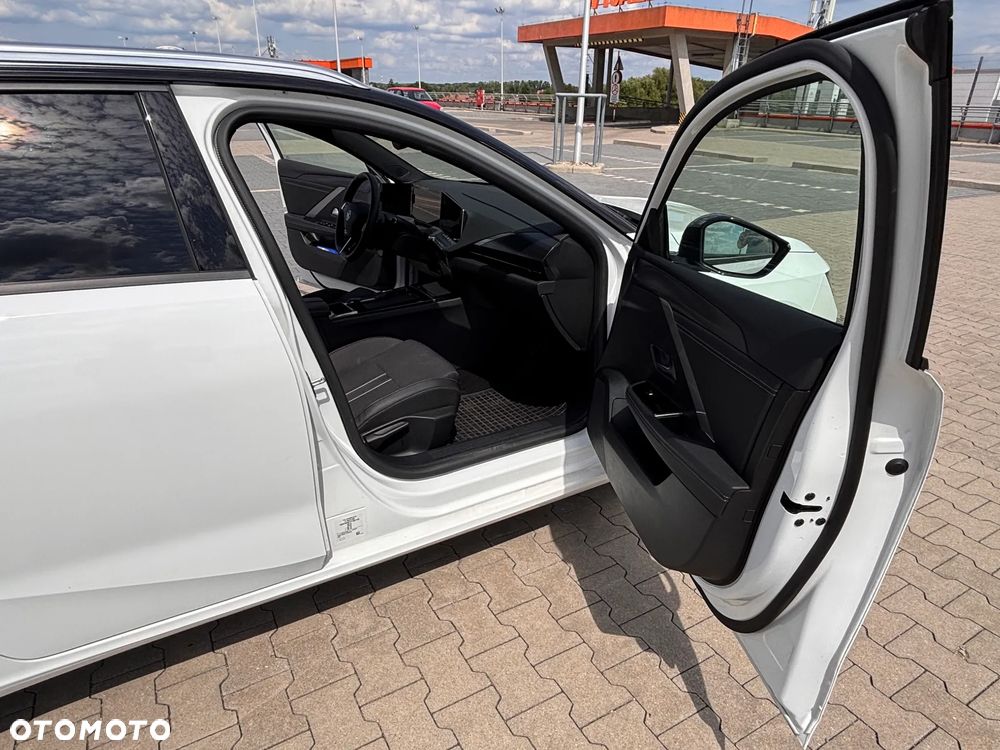 Opel Astra 1.2 T GS S&S - 17