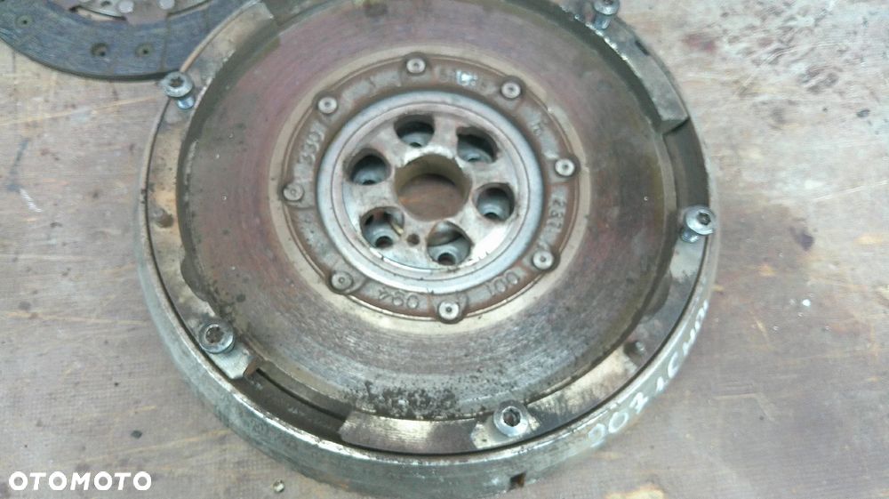 PEUGEOT 207 1.6 HDI KOŁO DWUMASOWE SPRZĘGŁO - 2