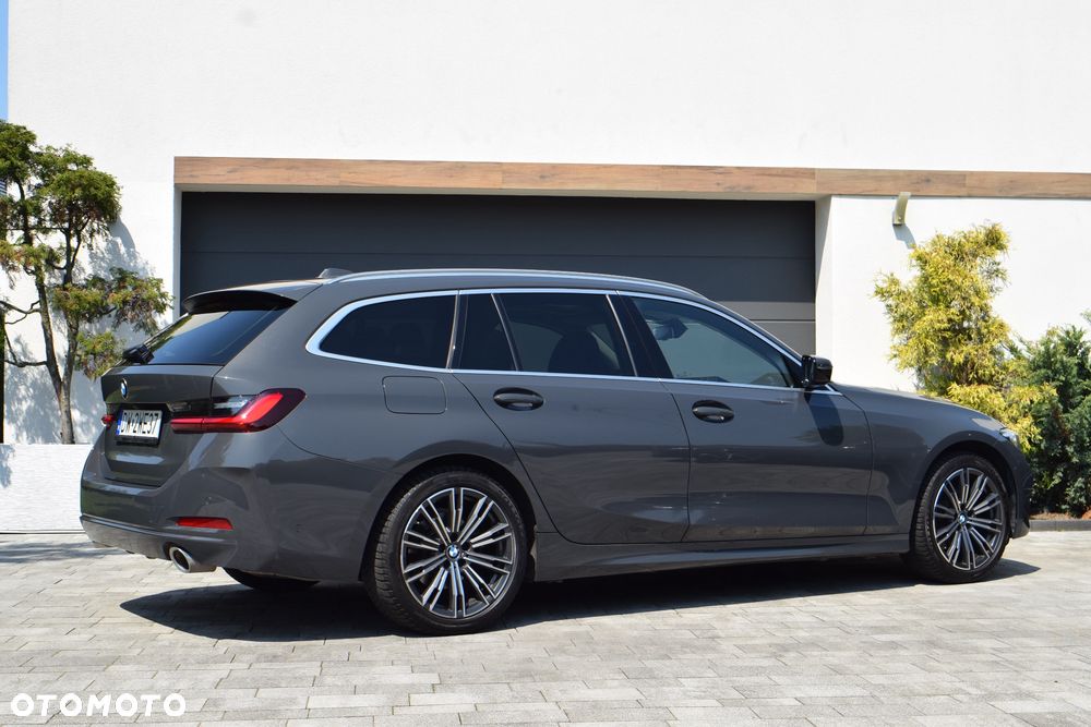 BMW Seria 3 320d xDrive Luxury Line sport - 7