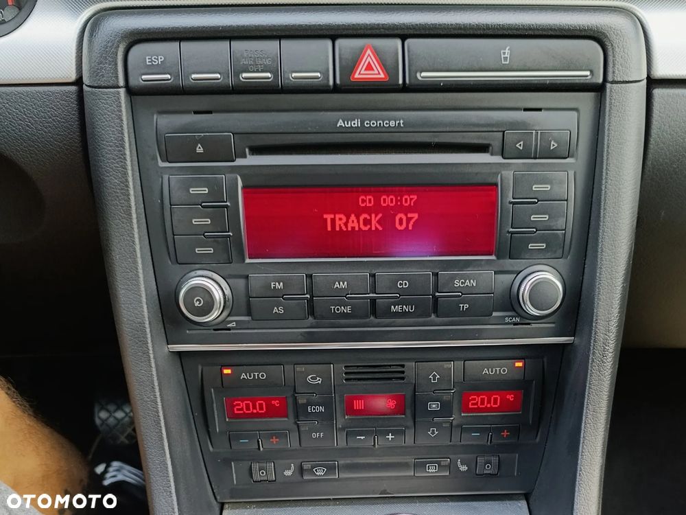 Audi A4 Avant 1.8 T quattro - 15