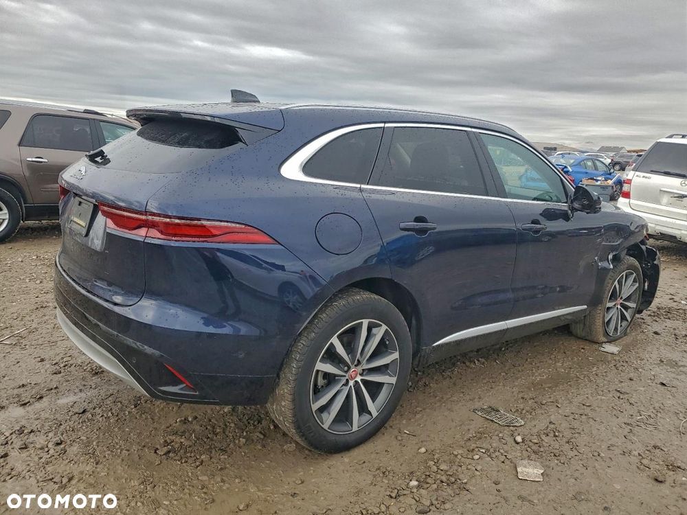 Jaguar F-Pace - 6