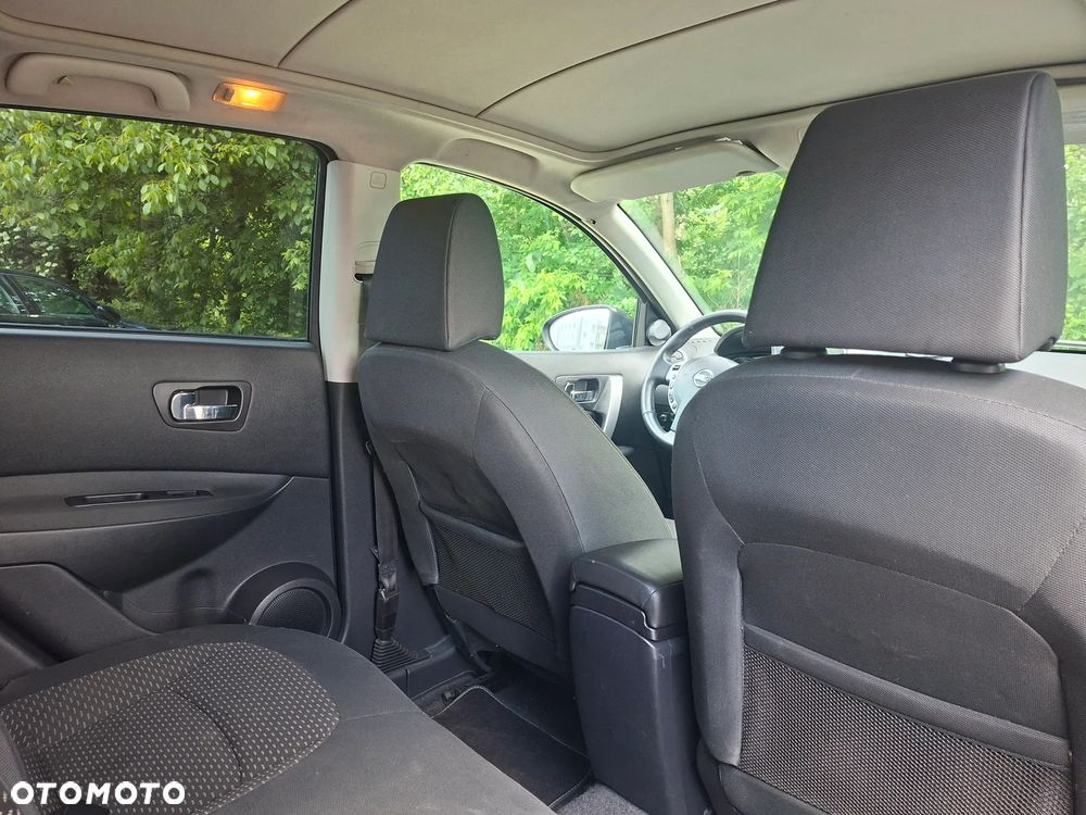 Nissan Qashqai - 12