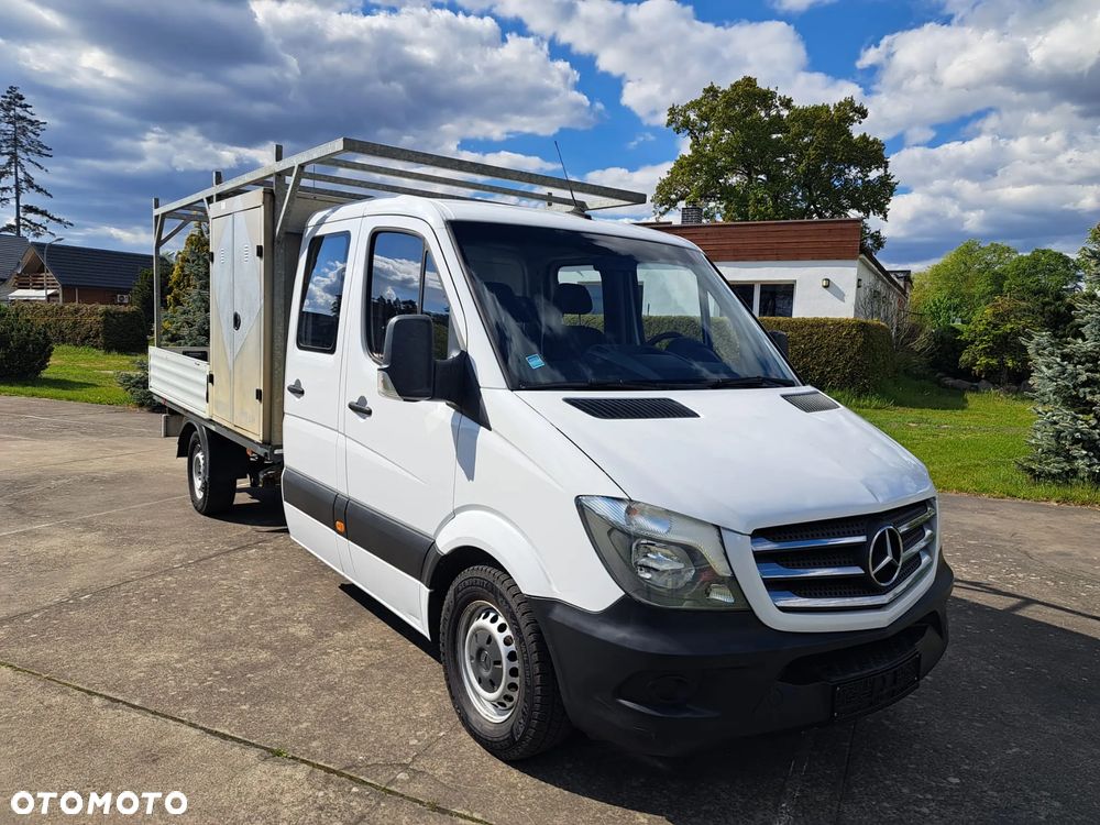 Mercedes-Benz Sprinter - 1