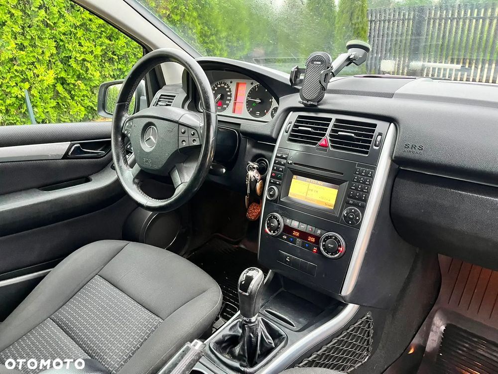 Mercedes-Benz Klasa B 200 CDI DPF - 16
