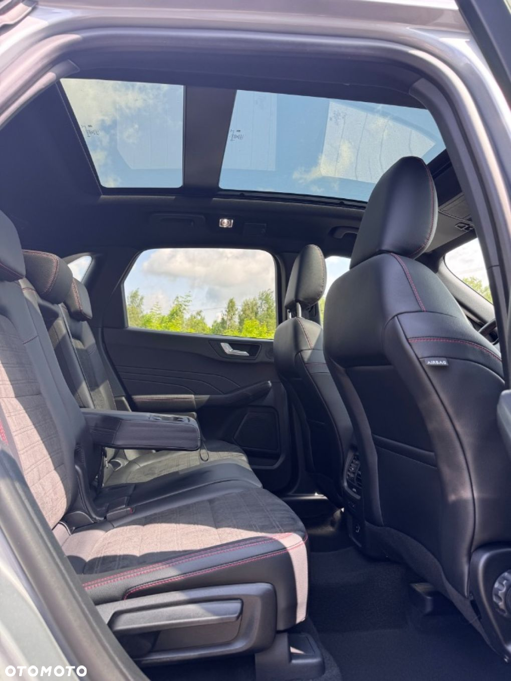 Ford Kuga - 40