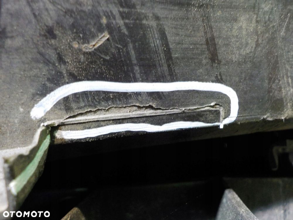 MAZDA CX7 2.3 T 08r zderzak przod - 14