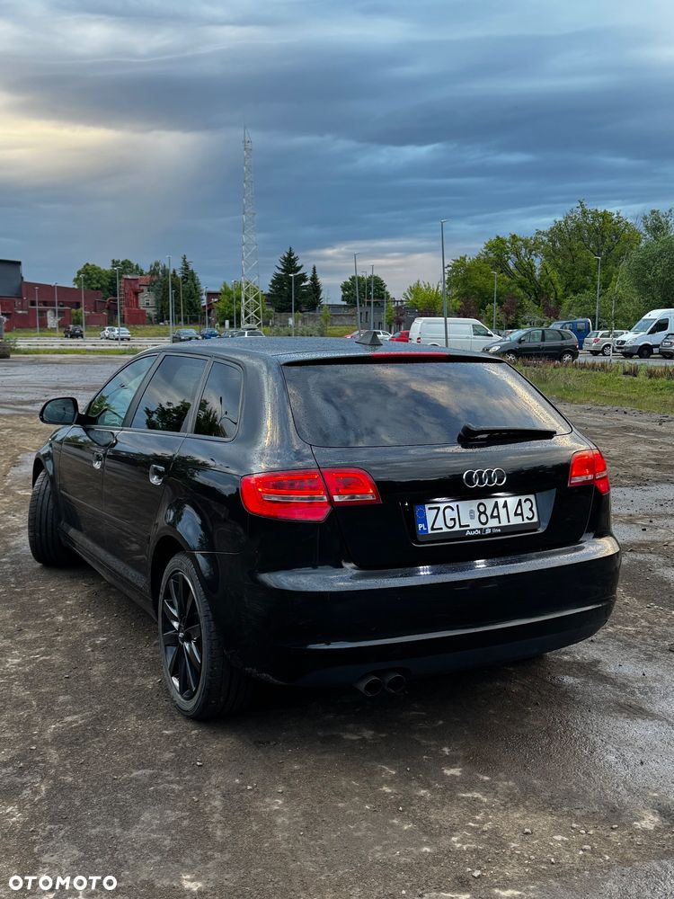 Audi A3 Sportback 2.0 TDI DPF Attraction - 6