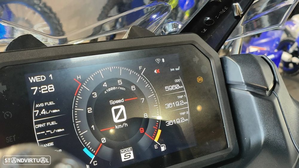 Yamaha TMAX 560 TechMax - 11