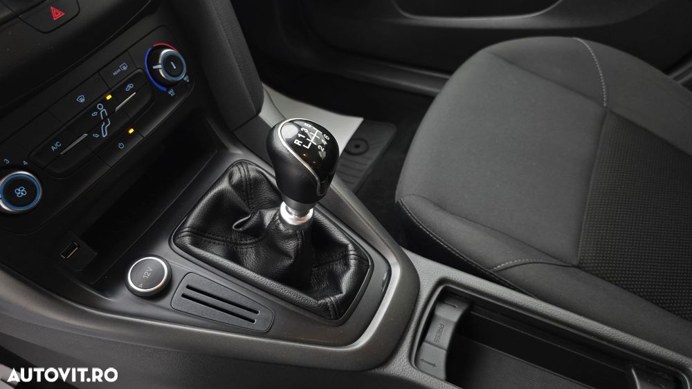 Ford Focus 1.5 EcoBlue Trend - 17