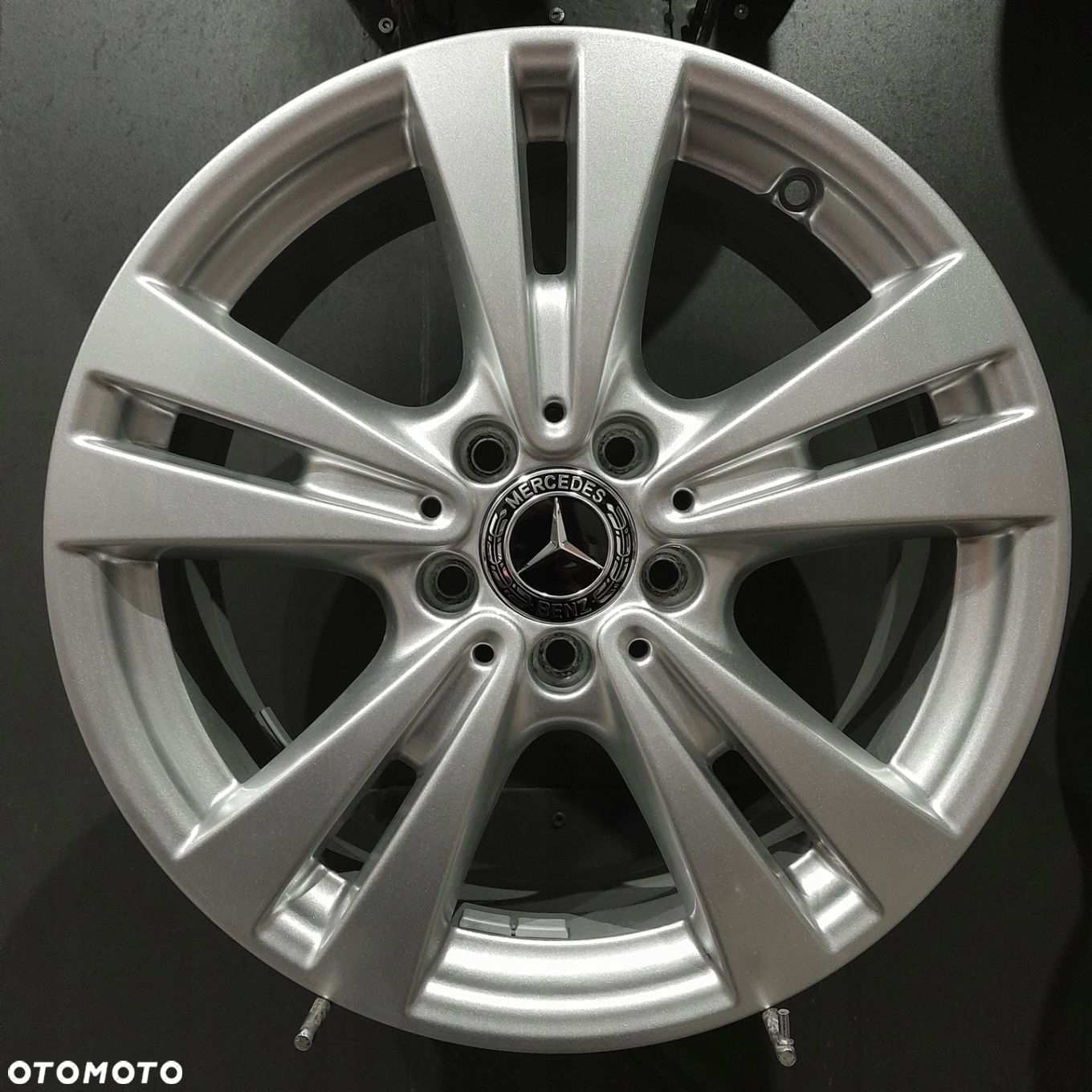 Felgi 17 5x112 Mercedes B-Klasa W246 OE F504045-1B - 4