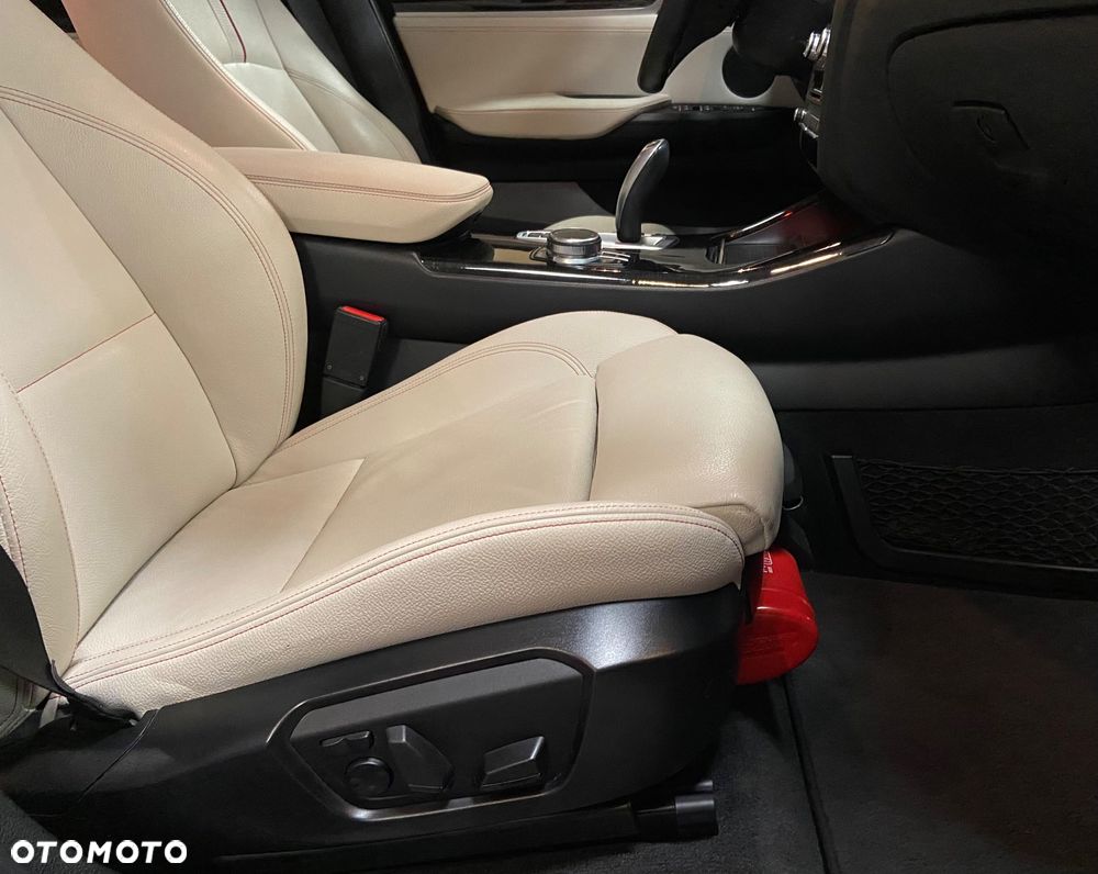 BMW X4 xDrive20i M Sport - 8