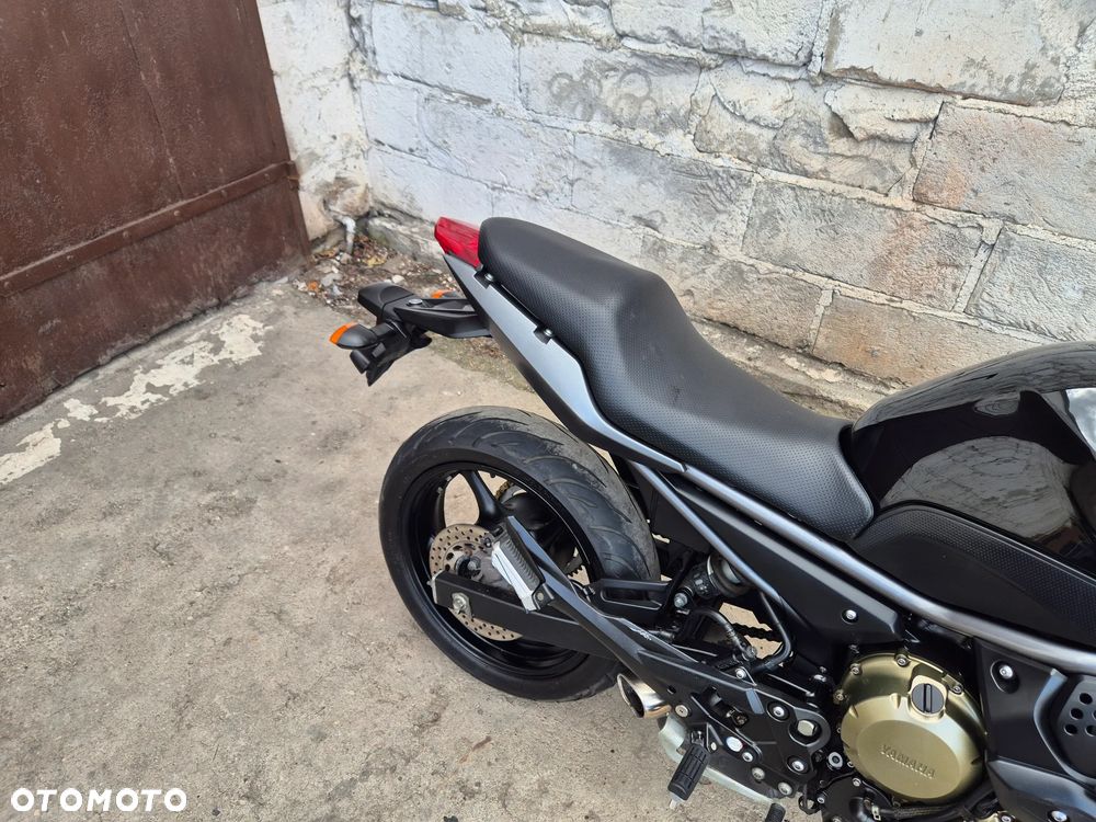 Yamaha XJ - 9