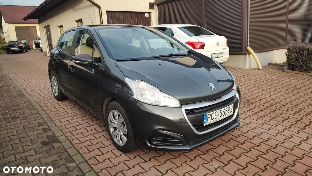 Peugeot 208 - 3