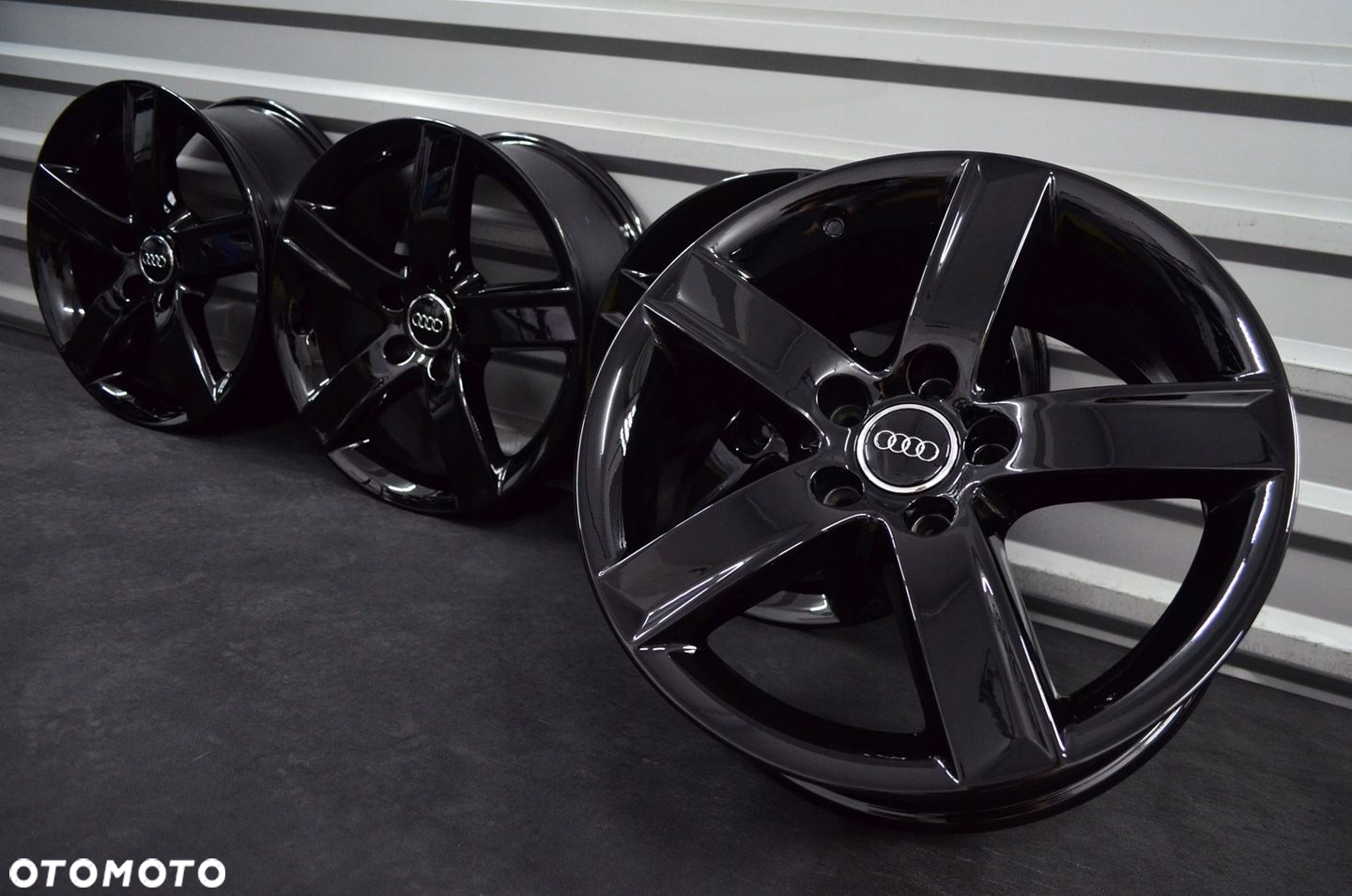 Felgi 5x112 R17 Audi A3 8p a4 b6 b7 b8 b9 a6 Q3 S-Line - 3