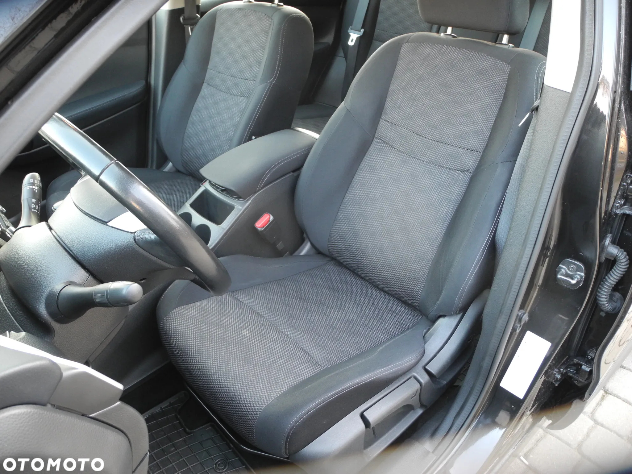 Nissan Qashqai - 12