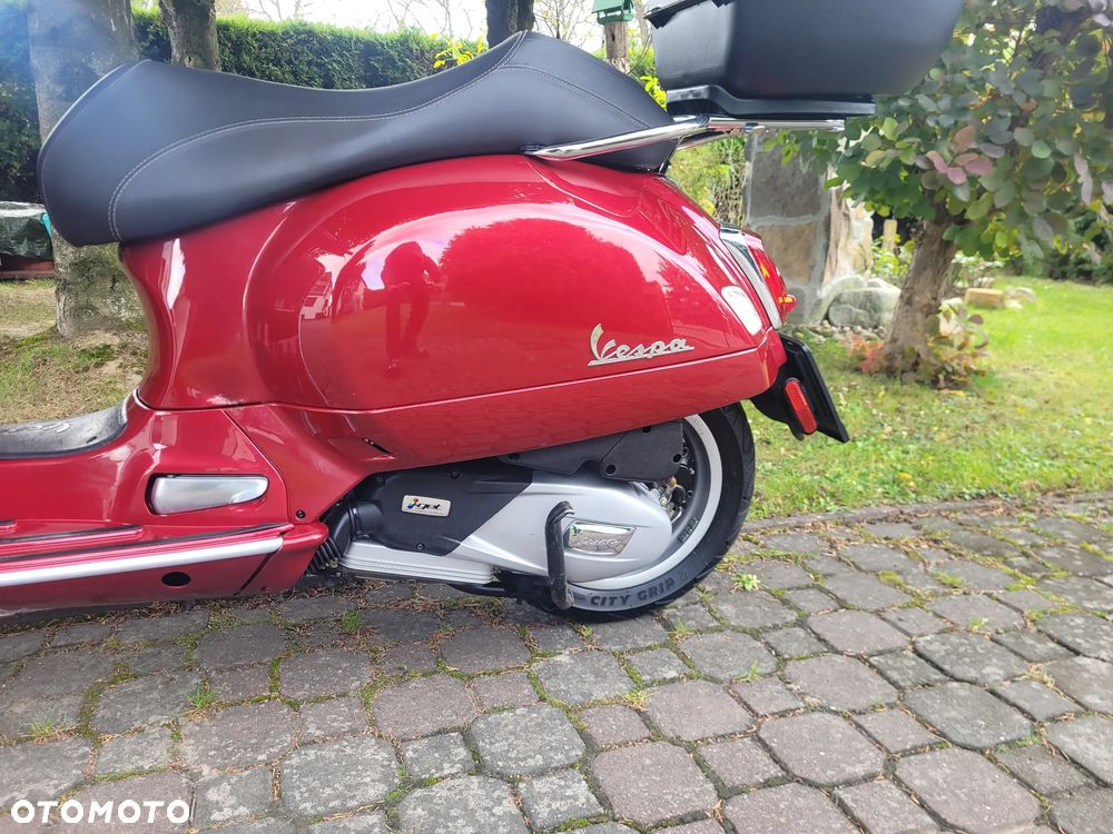Piaggio Vespa - 24