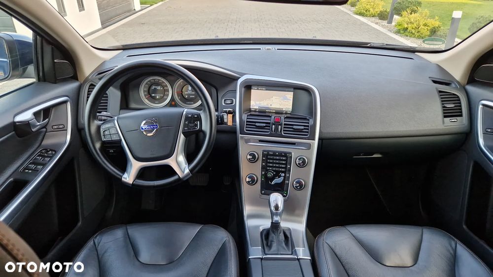 Volvo XC 60 D4 Geartronic Momentum - 6