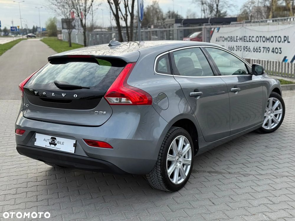 Volvo V40 D2 Geartronic Inscription - 4